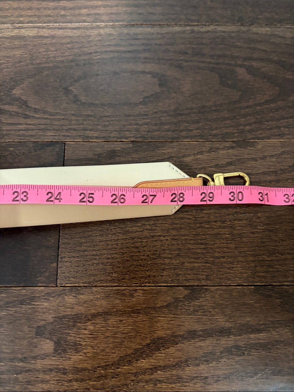 Louis Vuitton Leather Cluny Strap - Picture 7 of 8